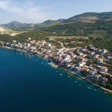 Διαμέρισμα Lovely In Komarna With House Sea View *