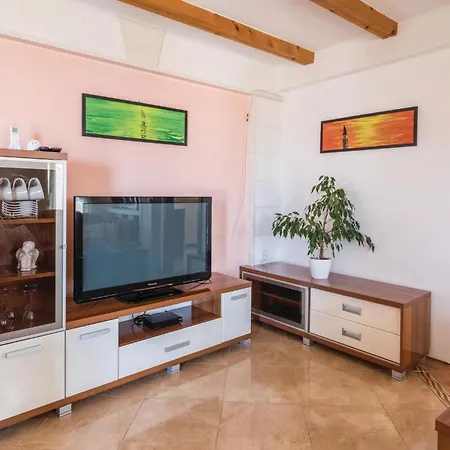 Apartman Two-bedroom In Komarna *