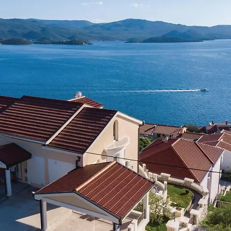 Lovely In Komarna With House Sea View Klek